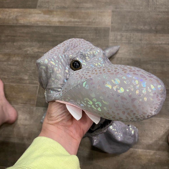 18-24 month shark costume. Like new condition. Zip closure. Halloween dress-up - Picture 2 of 5